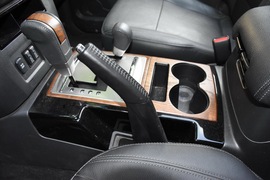 2019款三菱帕杰罗