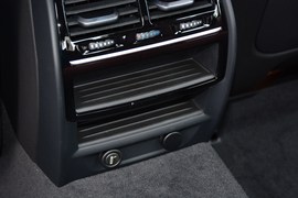 2018款宝马530Li