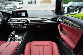 2018款宝马530Li