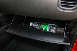 2017款东风悦达起亚