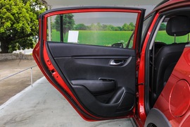 2017款东风悦达起亚