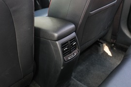 2017款东风悦达起亚