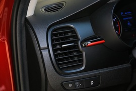 2017款东风悦达起亚