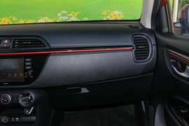 2017款东风悦达起亚