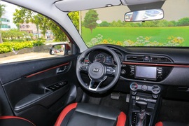 2017款东风悦达起亚