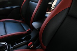 2017款东风悦达起亚