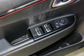 2017款东风悦达起亚