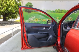 2017款东风悦达起亚