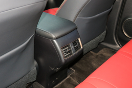 2018款雷克萨斯NX200