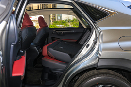 2018款雷克萨斯NX200