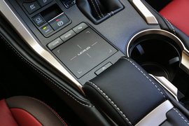 2018款雷克萨斯NX200