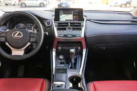 2018款雷克萨斯NX200