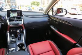 2018款雷克萨斯NX200