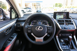 2018款雷克萨斯NX200