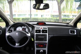 2009款标致307三厢24小时试驾