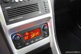 2009款标致307三厢24小时试驾