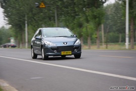 2009款标致307三厢24小时试驾