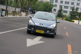 2009款标致307三厢24小时试驾