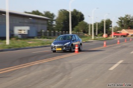 2009款标致307三厢24小时试驾