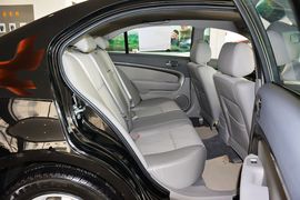 2013款雪佛兰景程1.8L手动SL致真版