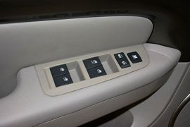 2013款雪佛兰景程1.8L手动SL致真版