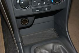 2013款雪佛兰景程1.8L手动SL致真版