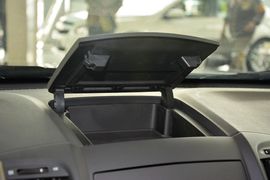 2013款雪佛兰景程1.8L手动SL致真版