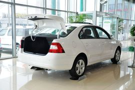 2013款斯柯达昕锐1.4L手动智选型