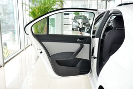 2013款斯柯达昕锐1.4L手动智选型