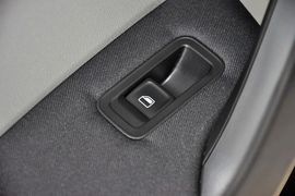 2013款斯柯达昕锐1.4L手动智选型