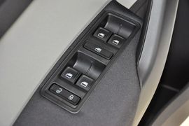 2013款斯柯达昕锐1.4L手动智选型