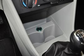 2013款斯柯达昕锐1.4L手动智选型