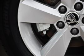 2013款斯柯达昕锐1.4L手动智选型