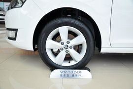 2013款斯柯达昕锐1.4L手动智选型