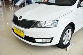 2013款斯柯达昕锐1.4L手动智选型