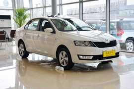 2013款斯柯达昕锐1.4L手动智选型
