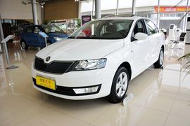 2013款斯柯达昕锐1.4L手动智选型