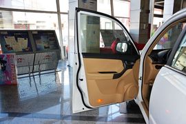 2012款奇瑞瑞虎精英版1.6DVVT