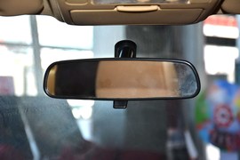 2012款奇瑞瑞虎精英版1.6DVVT