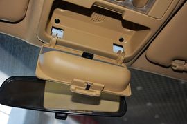 2012款奇瑞瑞虎精英版1.6DVVT