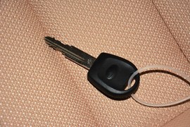 2012款奇瑞瑞虎精英版1.6DVVT