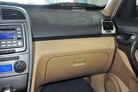 2012款奇瑞瑞虎精英版1.6DVVT