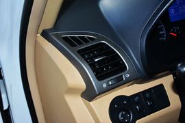 2012款奇瑞瑞虎精英版1.6DVVT