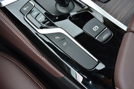 2018款宝马530Li