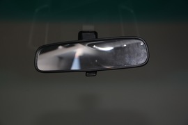 2018款纳智捷优6 SUV 1.8T 经典天窗版