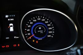 2013款现代全新胜达2.0T