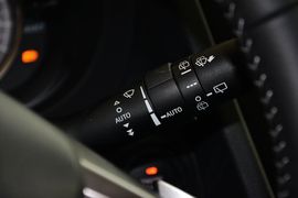 2013款斯巴鲁森林人2.5i自动尊贵版