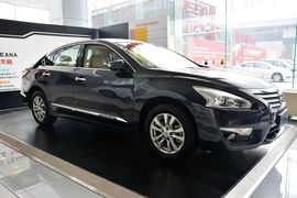 2013款日产天籁2.0L