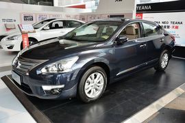 2013款日产天籁2.0L