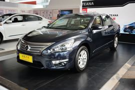 2013款日产天籁2.0L